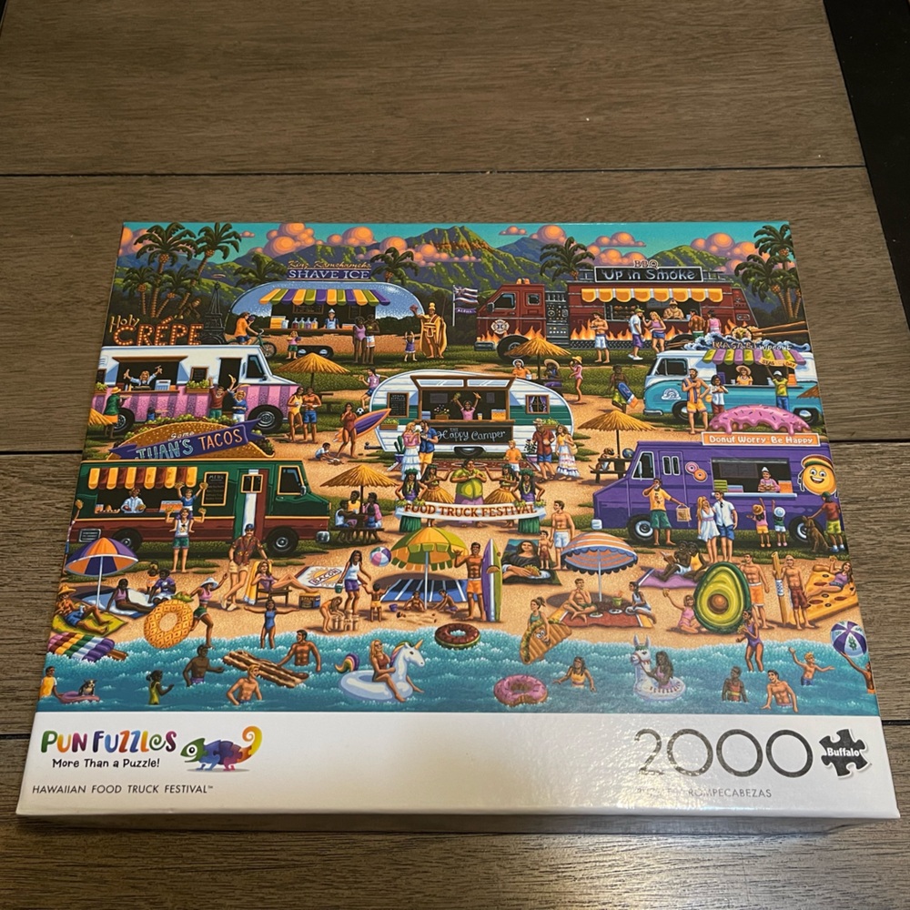 2000 Piece Puzzle 🧩 - Hawaiian Food Truck Festival